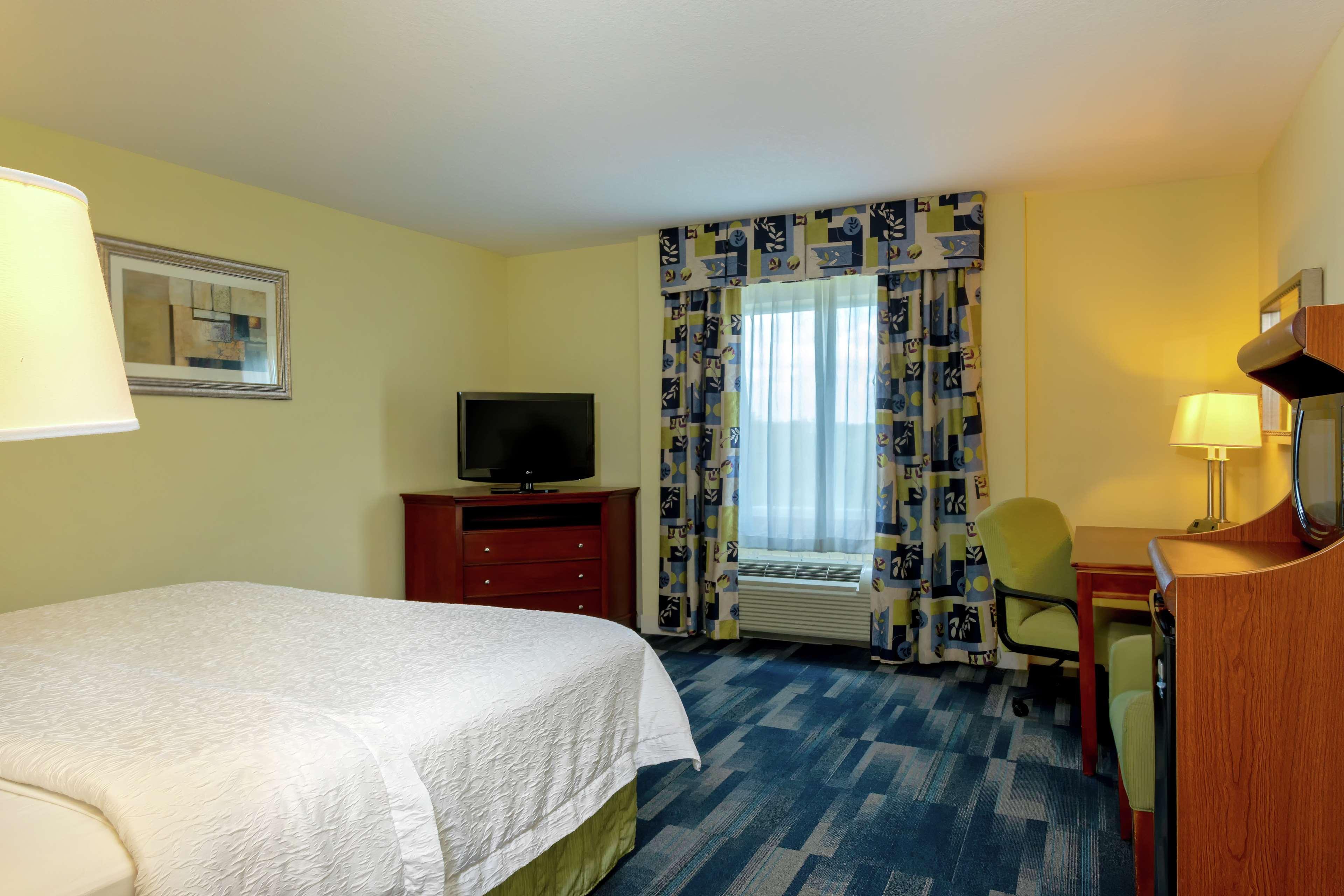 Hampton Inn & Suites - Форт Пирс Экстерьер фото