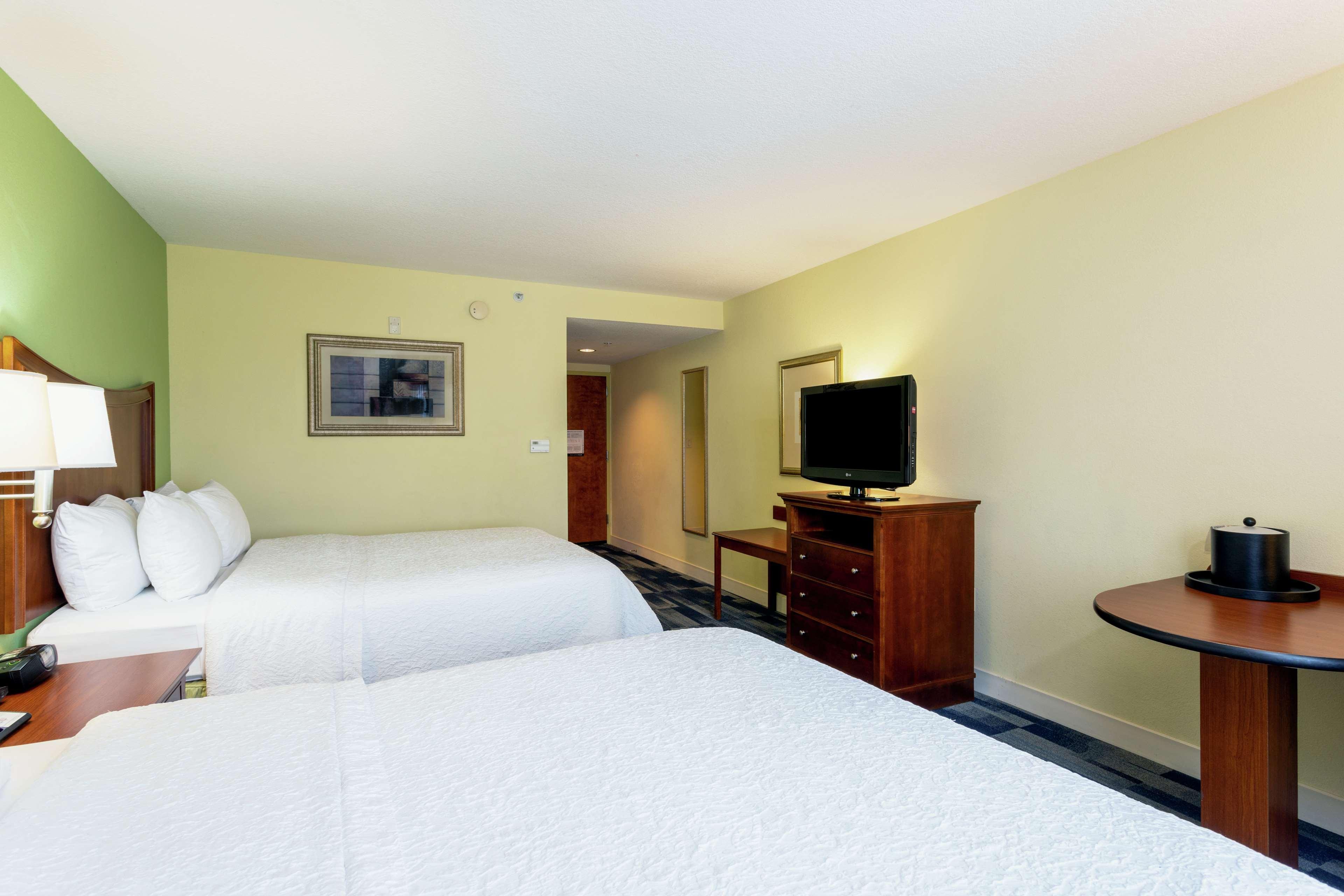 Hampton Inn & Suites - Форт Пирс Экстерьер фото